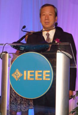 01_IEEE_Award.jpg