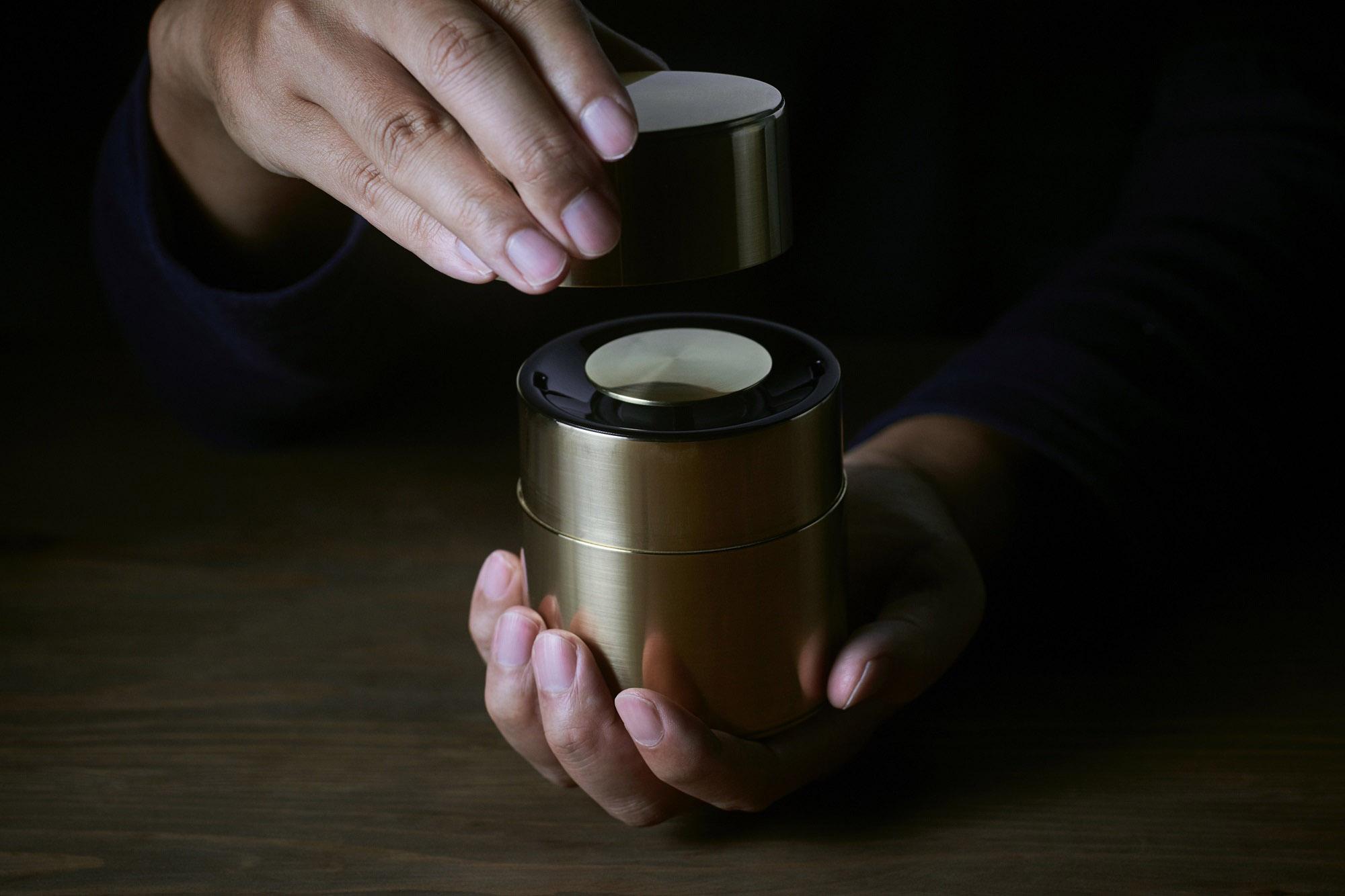 photo: kyo-zutsu Developed by Panasonic in Collaboration with Kyoto's Traditional Crafts