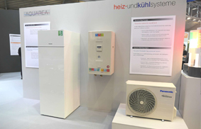 thumb_05_Panasonic_marks_40_years_in_solar_with-introduction_of-battery_storage_technology_at_Intersolar_Europe_2015.jpg