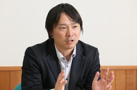 photo: Ryo Toshima, Manager of Development Section, Robotics Promotion Room, Production Technology HQ, Panasonic Corporation