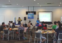 「マイナビ　Ene-1 GP SUZUKA 2014」 手づくり乾電池教室の様子