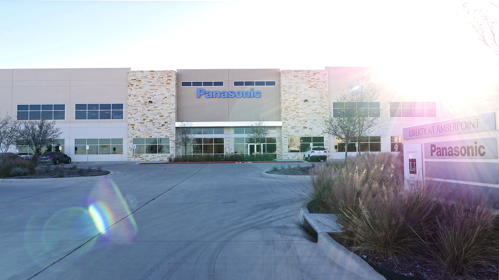 パナソニックがダラス市街にデジタルサイネージシステムのエンジニアリング・製造センターをオープン
