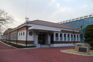 Panasonic Museum Opens with Ceremony