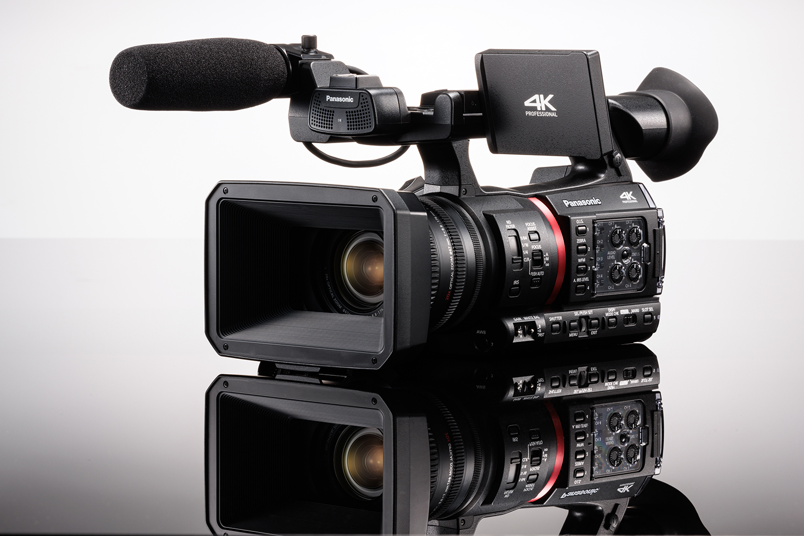 image: Panasonic Unveils High-end Handheld Camcorder (AG-CX370) for Professional Use