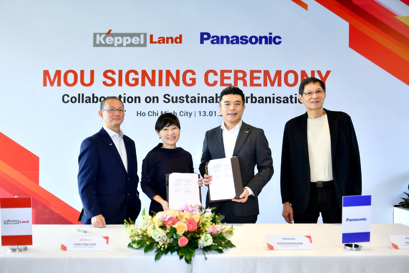 Photo: Representatives from Keppel Land Vietnam and Panasonic Vietnam at the MOU signing ceremony