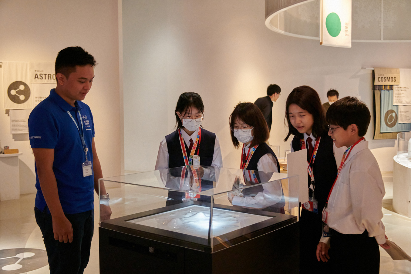 Photo: Alfonso visits the AkeruE Panasonic Creative Museum with children participating in the KWN Global Summit