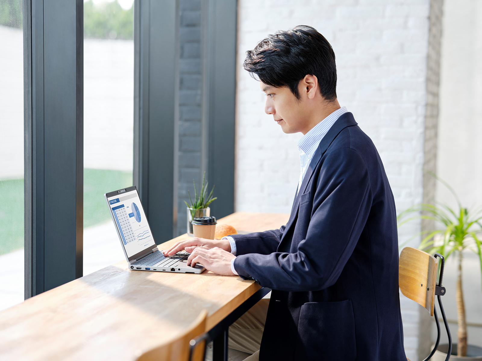 レッツノート使用イメージ2