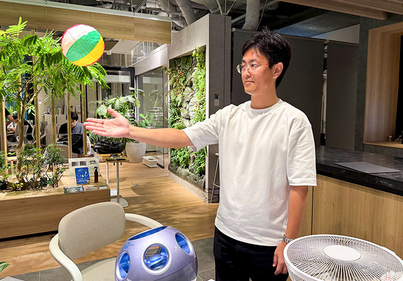 紙風船で「創風機Q」の風を楽しく見える化する小田