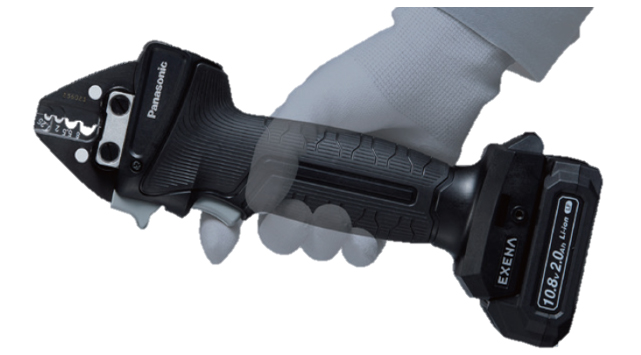 画像：軽量・コンパクト設計に加え、持ちやすいグリップ形状