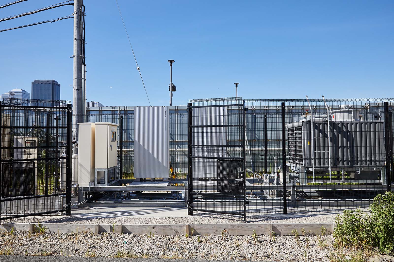 Pure hydrogen fuel cell generators installed at the Morinomiya Inspection Yard
