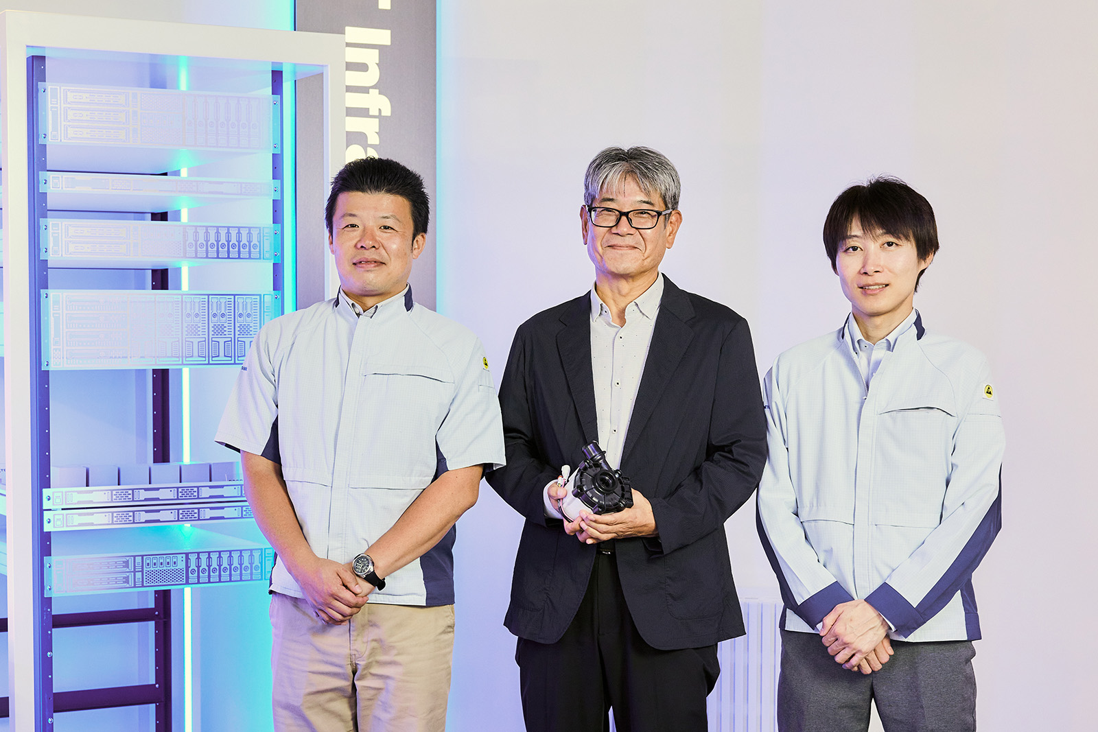 Members from the Device Products Business Unit, Beauty & Personal Care Business Division, Living Appliances and Solutions Company, Panasonic Corporation. From left: Yusuke Iwai, Water Supply Device Planning & Development Department; Koji Nakamura, Director, Device Products Business Unit; and Yoshiyuki Yamazaki, Water Supply Device Planning & Development Department.