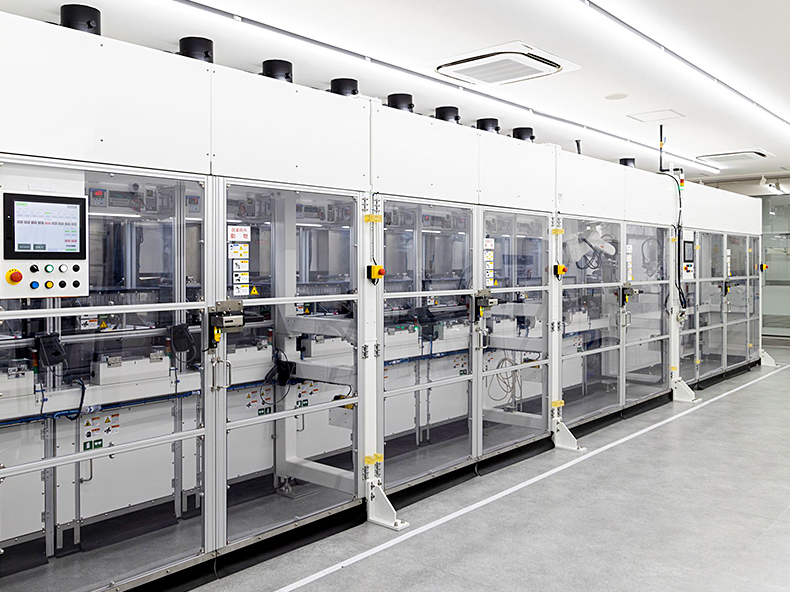 AIを活用した自動実験が可能なスマートラボ自動実験室