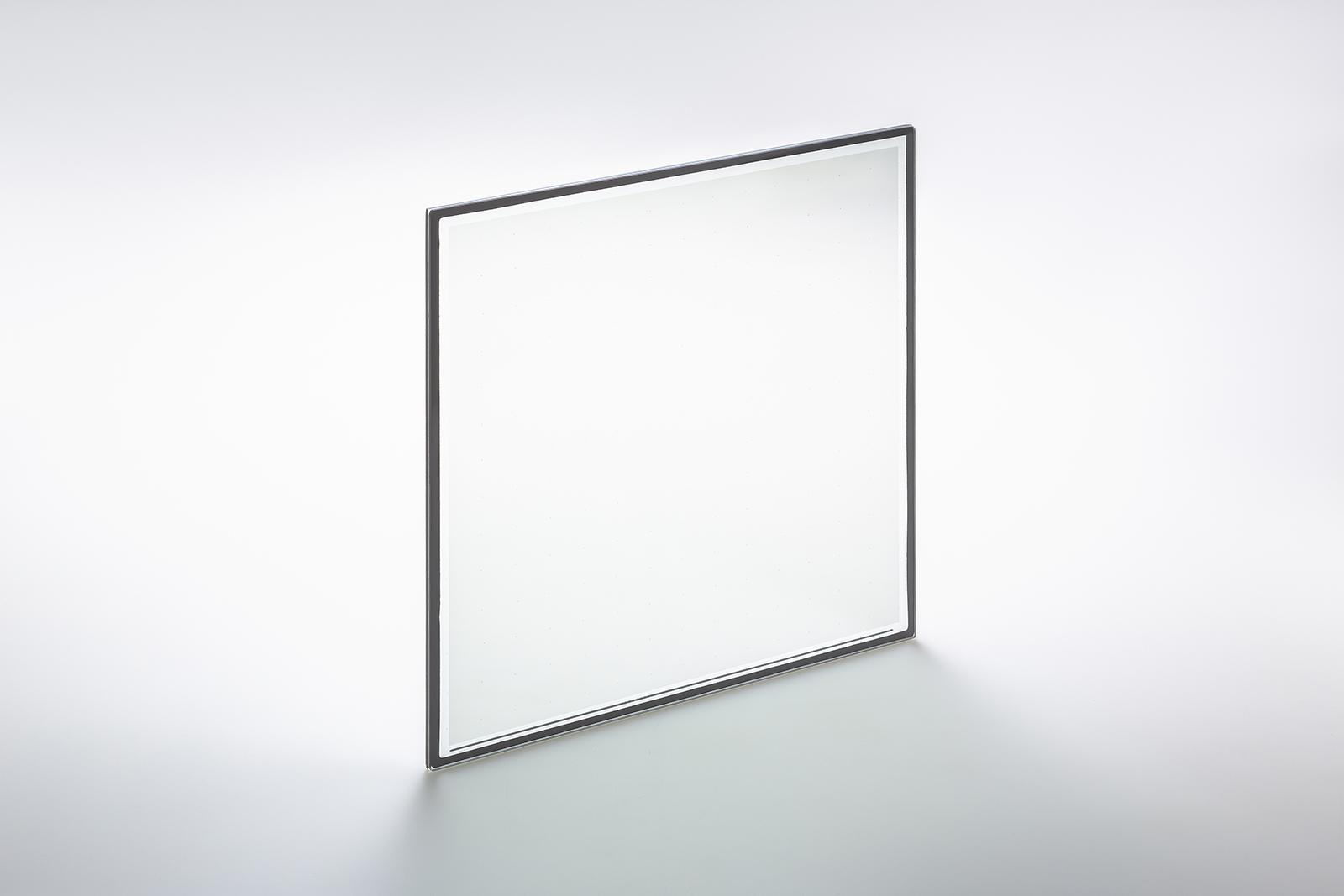 透明ピラー仕様真空断熱ガラス（1）